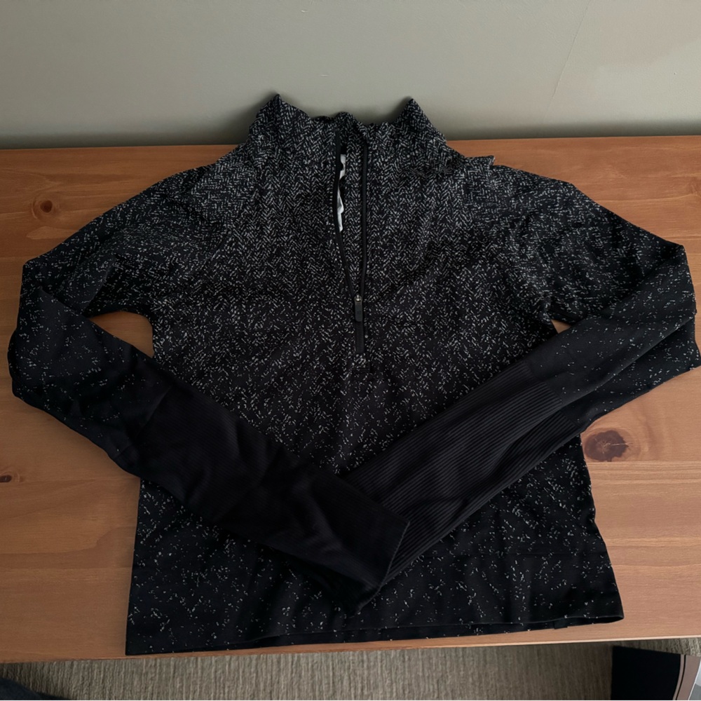 Lululemon cropped quarter zip